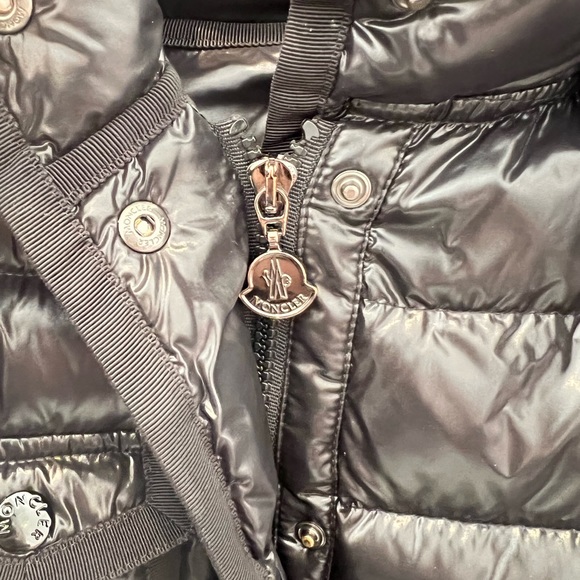 Moncler armoise short down jacket - Picture 2 of 16